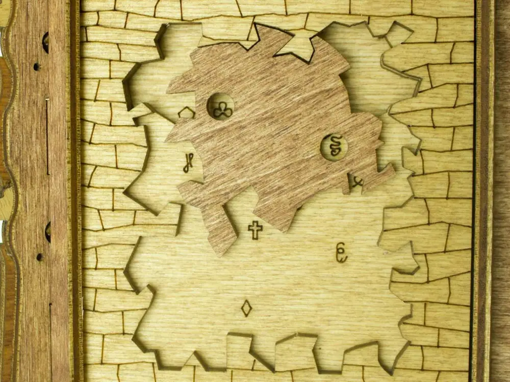 A Prova de Camelot – Pistas – Enigma 5 (coroas) – Solução