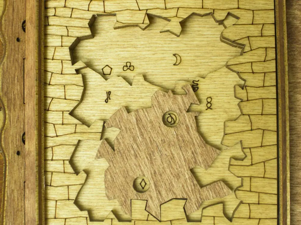 A Prova de Camelot – Pistas – Enigma 5 (coroas) – Solução
