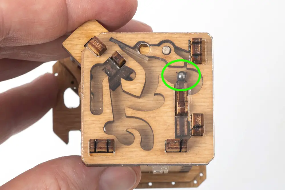 Houdini's Magic Escape – Enigma 9 – Solução