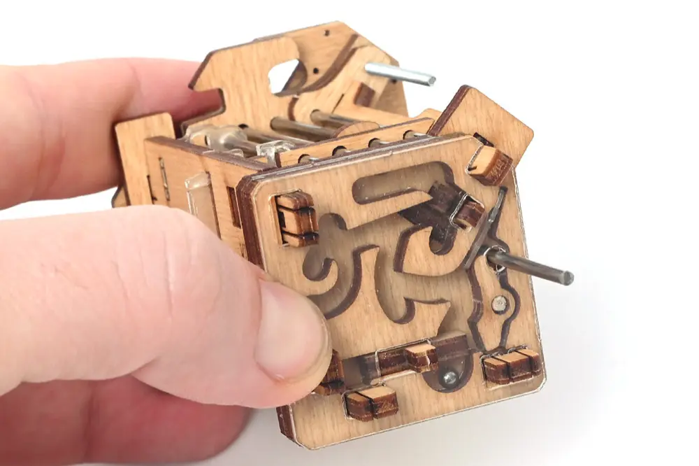 Houdini's Magic Escape – Enigma 9 – Solução