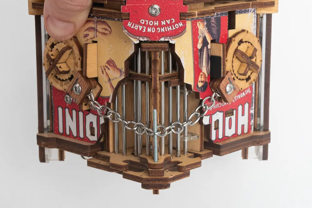 Houdini's Magic Escape – Repor