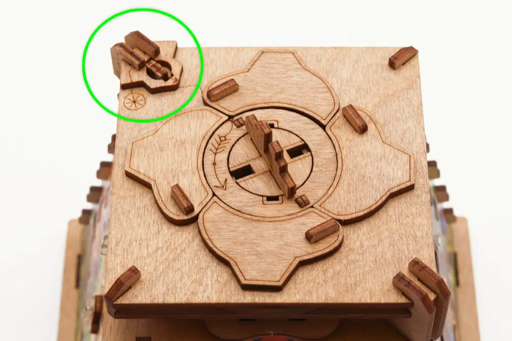 CLUEPUZZLE: A Pirâmide do Sol – Solução – Abrir sem resolver